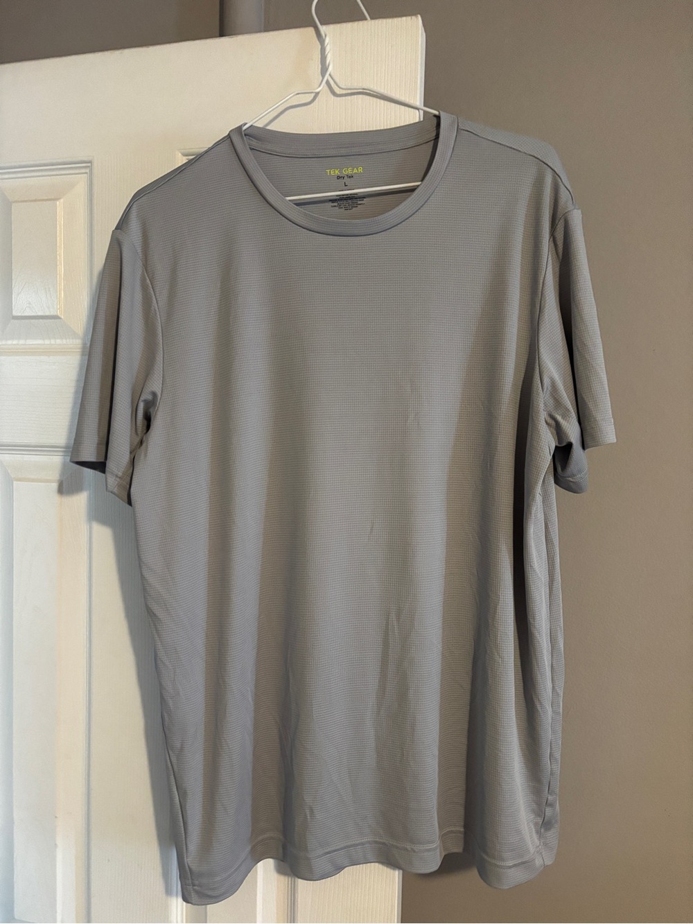 TEK GEAR Men’s Gray Performance Crew Neck T-Shirt size large